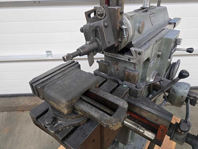 Cmz - horizontale steekmachine - afbeelding 5 van  8