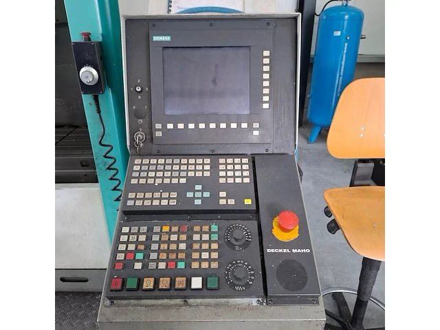 Cnc bewerkingscentrum, deckel maho, dmc 63v, volgens opgave 1999 - afbeelding 9 van  29