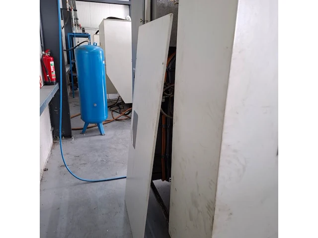 Cnc bewerkingscentrum, deckel maho, dmc 63v, volgens opgave 1999 - afbeelding 17 van  29