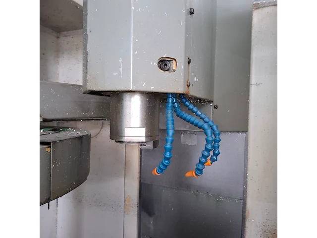 Cnc bewerkingscentrum, deckel maho, dmc 63v, volgens opgave 1999 - afbeelding 28 van  29