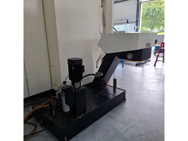 Cnc bewerkingscentrum, dmg mori, cmx 1100v, 2017 - afbeelding 17 van  29