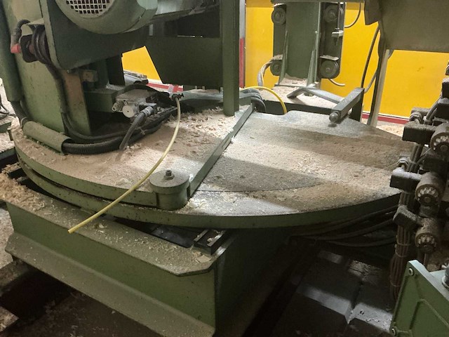 Cnc hundegger 1994 p10 houtbewerking - afbeelding 23 van  51