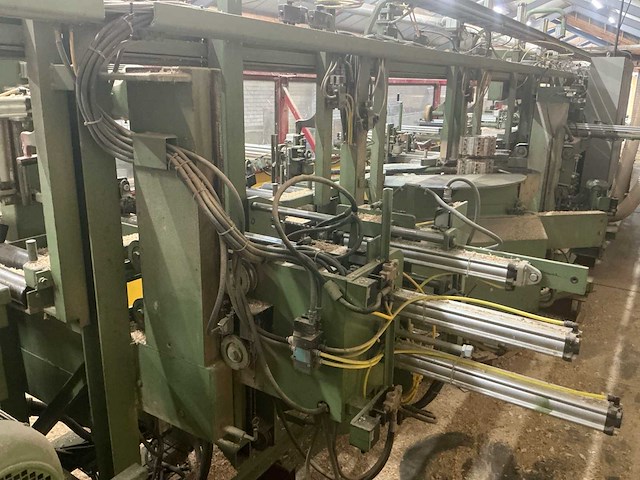 Cnc hundegger 1994 p10 houtbewerking - afbeelding 28 van  51