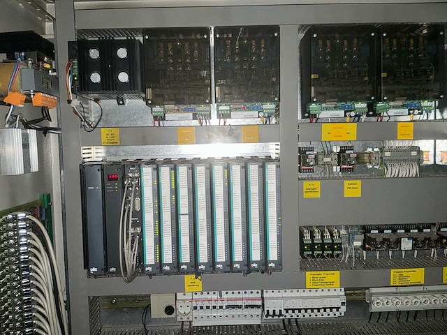 Cnc hundegger 1994 p10 houtbewerking - afbeelding 46 van  51