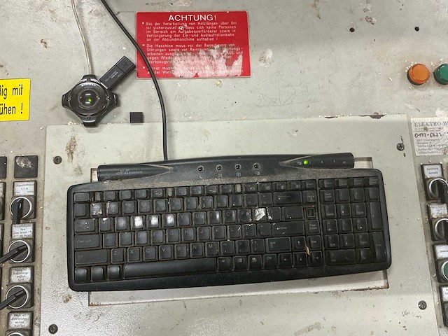 Cnc hundegger 1994 p10 houtbewerking - afbeelding 5 van  25