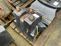 Cnh frontgewicht ‘450 kg’ - afbeelding 4 van  4