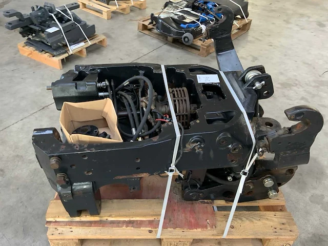Cnh fronthef + pto - afbeelding 11 van  13