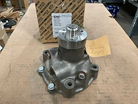 Cnh waterpomp - afbeelding 1 van  4