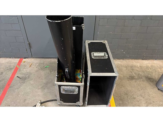 Co2 confetti shooter - afbeelding 1 van  5