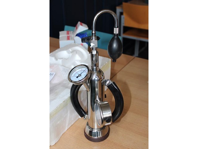 Co2 volumemeter wenham s-60. - afbeelding 2 van  2