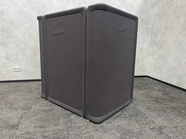 Coalesse lagunitas - akoestische loveseat met nomad sidetable - afbeelding 7 van  16