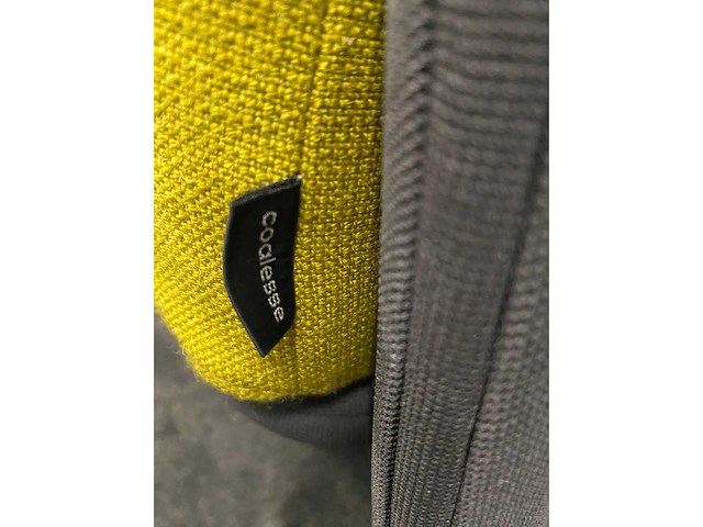 Coalesse lagunitas - akoestische loveseat met nomad sidetable - afbeelding 10 van  16