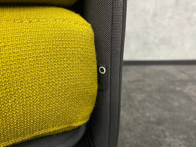 Coalesse lagunitas - akoestische loveseat met nomad sidetable - afbeelding 14 van  16