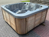 Coast spa 5 persoons jacuzzi en buitenspa - afbeelding 14 van  20