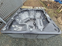 Coast spa 6 persoons jacuzzi en buitenspa - afbeelding 11 van  20