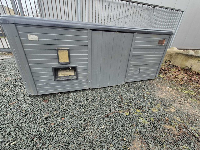 Coast spa 6 persoons jacuzzi en buitenspa - afbeelding 9 van  20