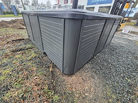 Coast spa 6 persoons jacuzzi en buitenspa - afbeelding 1 van  3