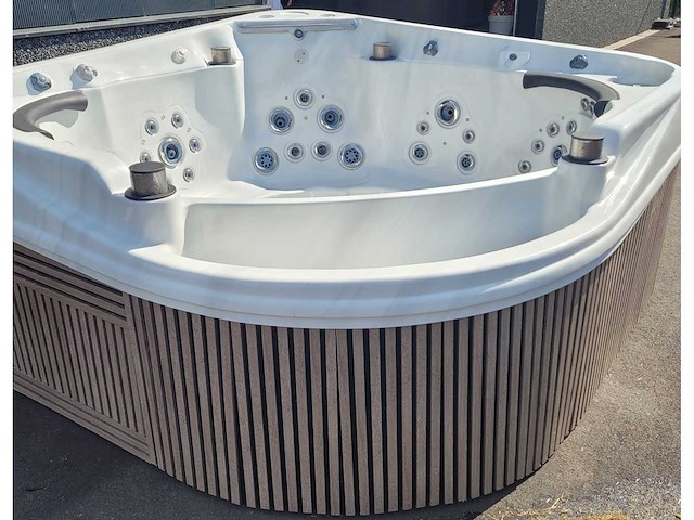 Coast spas - cascade 3 phantom - jacuzzi en buitenspa - afbeelding 2 van  12