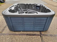 Coast spas 5 persoons jacuzzi en buitenspa - afbeelding 6 van  29