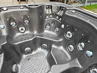 Coast spas 5 persoons jacuzzi en buitenspa - afbeelding 25 van  29