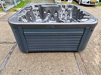 Coast spas 5 persoons jacuzzi en buitenspa - afbeelding 2 van  29