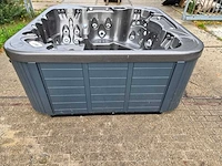 Coast spas 5 persoons jacuzzi en buitenspa - afbeelding 7 van  19
