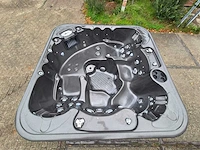 Coast spas 5 persoons jacuzzi en buitenspa - afbeelding 3 van  29