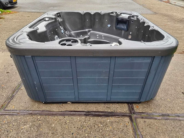 Coast spas 5 persoons jacuzzi en buitenspa - afbeelding 6 van  29