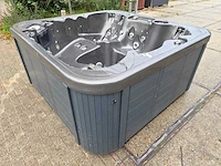 Coast spas 5 persoons jacuzzi en buitenspa - afbeelding 13 van  29
