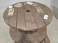 Coax kabel op houten haspel - afbeelding 2 van  5