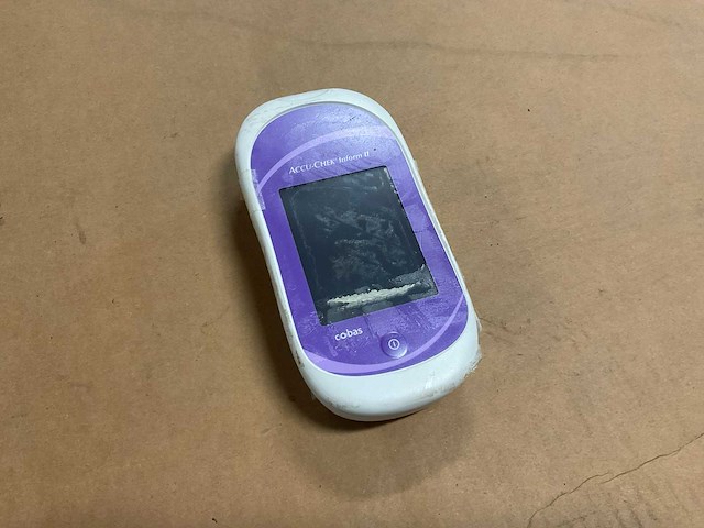 Cobas inform ll bloedglucose meter - afbeelding 1 van  3