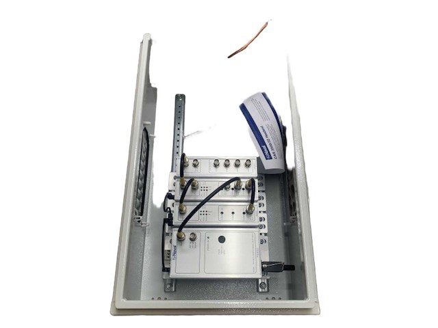 Cobham sailor cas 3500 amplifier system cabinet - 263510 - afbeelding 1 van  4