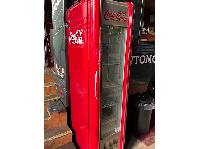 Coca cola - koelkast 50x76x188cm - afbeelding 2 van  5
