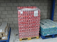 Coca cola 2088 blikken met tht 9-2026. - afbeelding 1 van  2