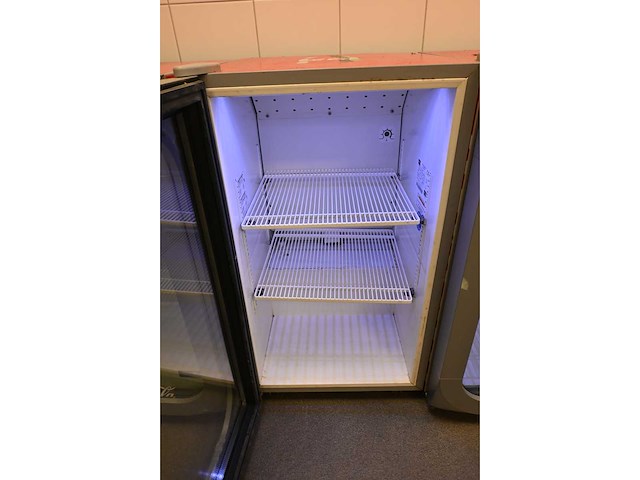 Coca-cola / frigoglass icool 150c glasdeurkoeling - afbeelding 3 van  5