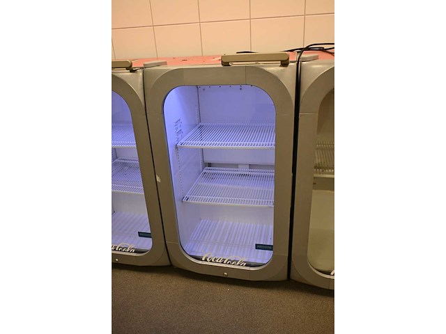 Coca-cola / frigoglass icool 150c glasdeurkoeling - afbeelding 2 van  4