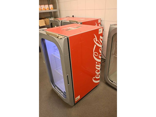 Coca-cola / frigoglass icool 150c glasdeurkoeling - afbeelding 2 van  7