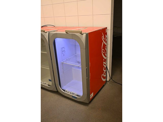 Coca-cola / frigoglass icool 150c glasdeurkoeling - afbeelding 3 van  7