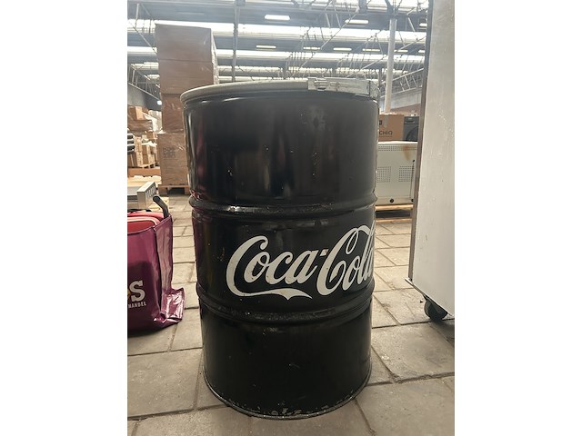 Coca cola olievat reclame object/onderstel statafel - afbeelding 3 van  3