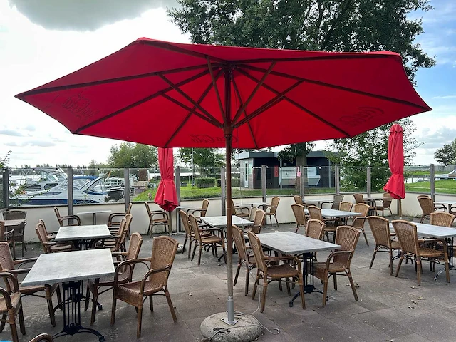 Coca cola parasol (4x) - afbeelding 1 van  8