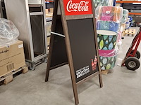 Coca cola stoepbord/ krijtbord - afbeelding 2 van  2