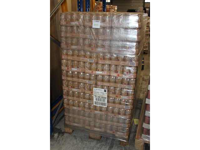 Coca cola vanilla. 99 trays a 24 blikken 0,33l. totaal 2376 blikken. tht 8-26. - afbeelding 3 van  3