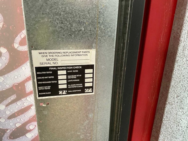 Coca cola verkoopautomaat - afbeelding 7 van  19