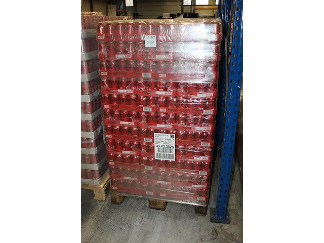 Coca cola zero. 99 trays a 24 blikken 0,33l. totaal 2376 blikken. tht 3-26. - afbeelding 2 van  2