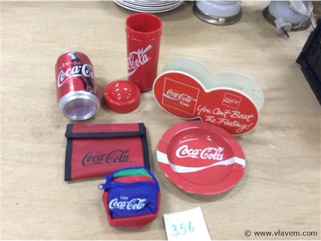 Cocacola items - afbeelding 1 van  3