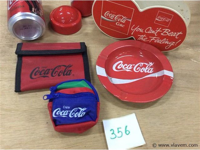 Cocacola items - afbeelding 2 van  3