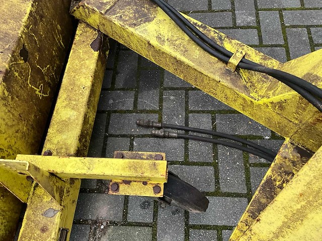 Cochet 1 hydraulische veegborstel - afbeelding 9 van  11