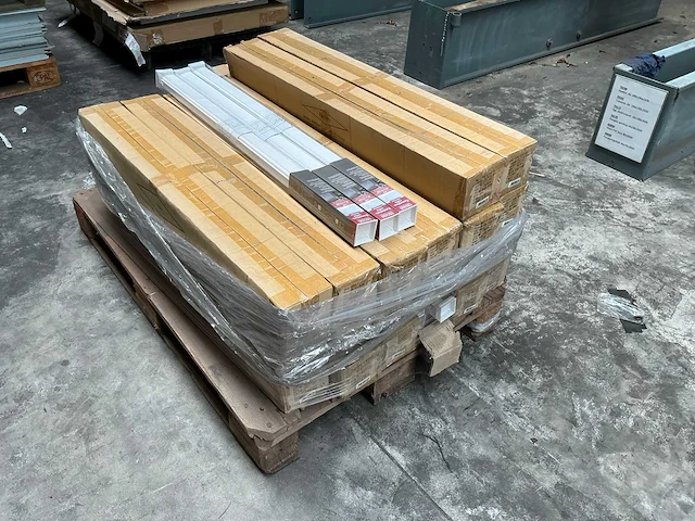 Cocoon rolgordijn wit en grijs (79x) - afbeelding 1 van  6