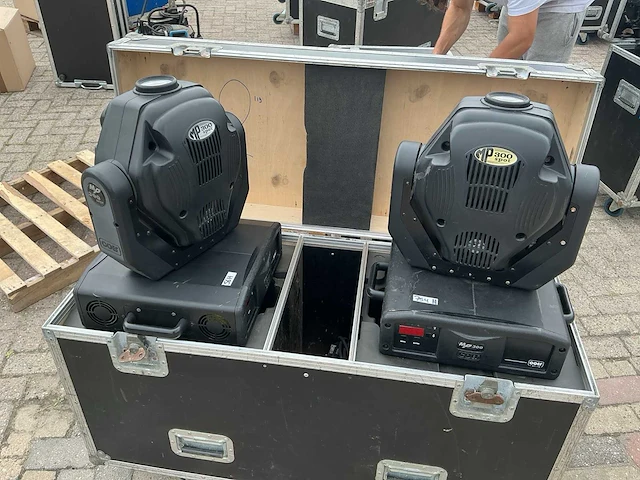 Coef mp300 spot moving head (2x) - afbeelding 1 van  3