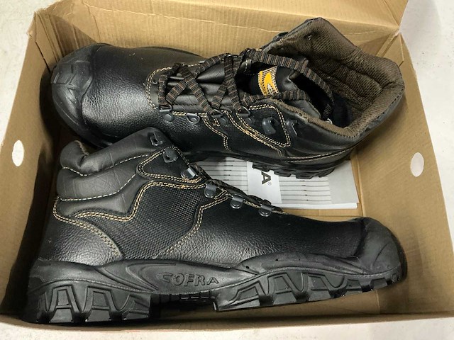 Cofra werkschoenen ‘44”ongerbuikt” - afbeelding 3 van  3
